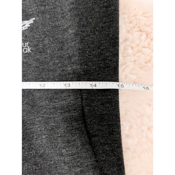 NWOT Alaskan Hand-Printed Women Slim Tee Bear Orig Design x Frost + Fur Sz Small - Picture 9 of 9